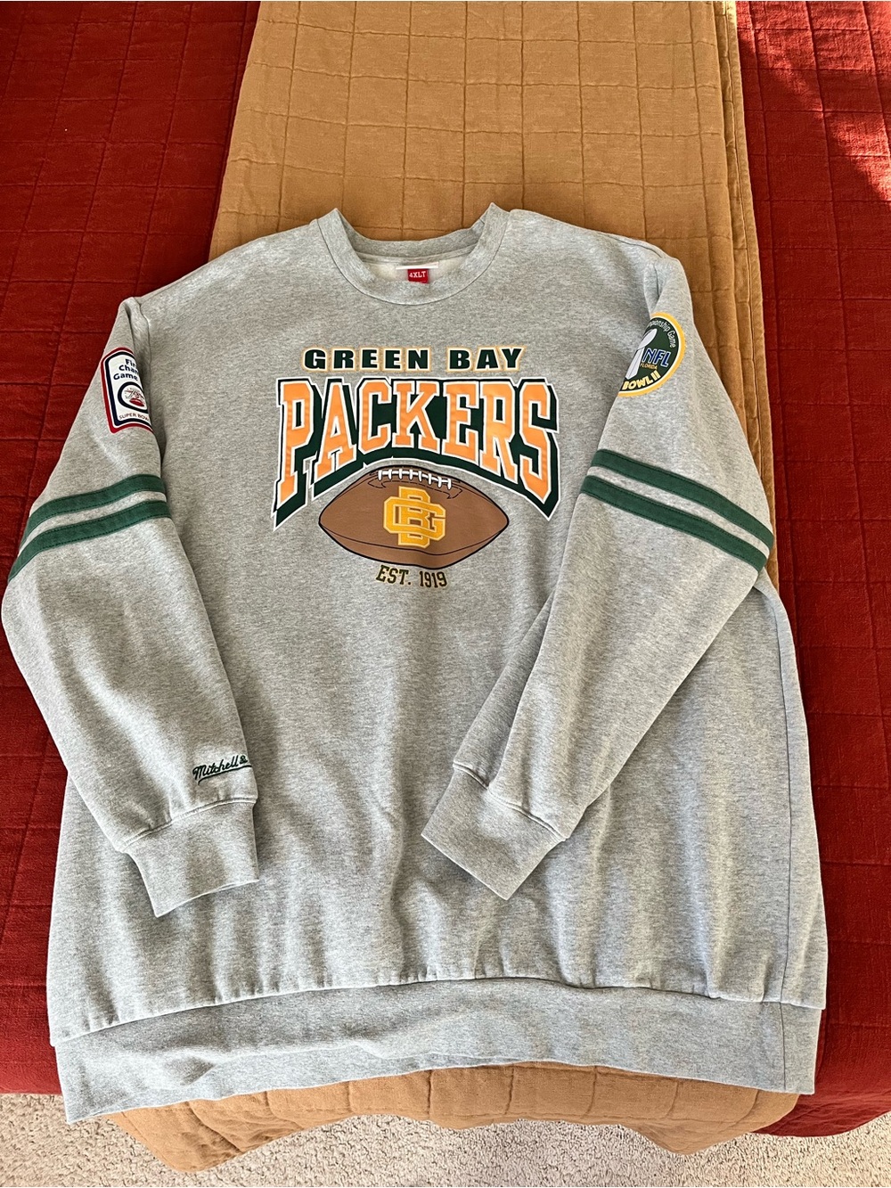 Mitchell & Ness Gray Green Bay Packers Graphic Crewneck with Green Stripes